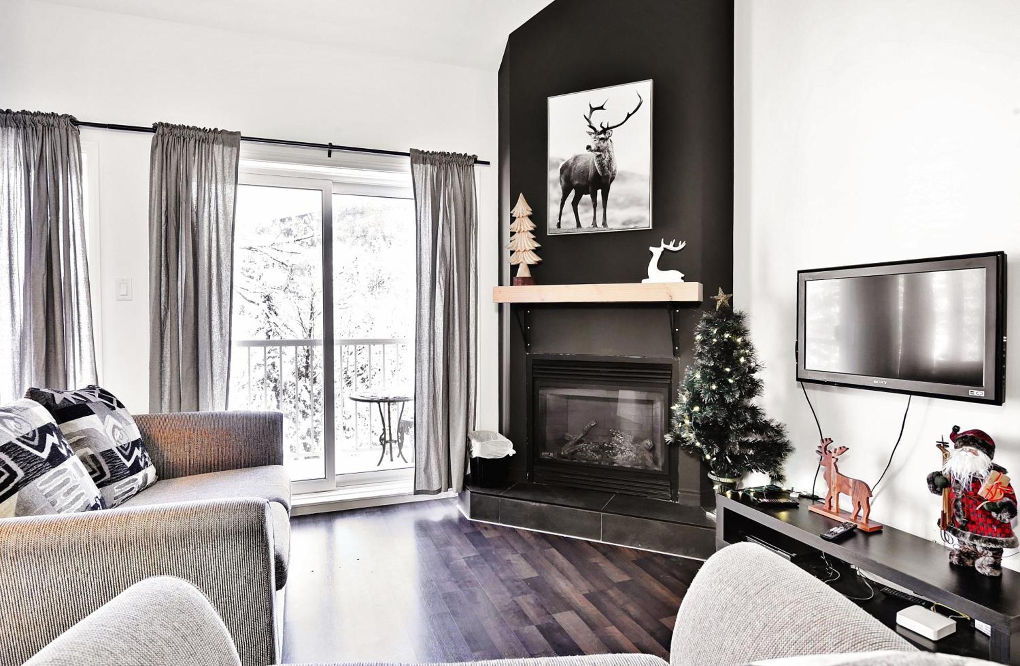 Condo 305 33 Chemin Du Hameau By Les Chalets Alpins Stoneham Buitenkant foto